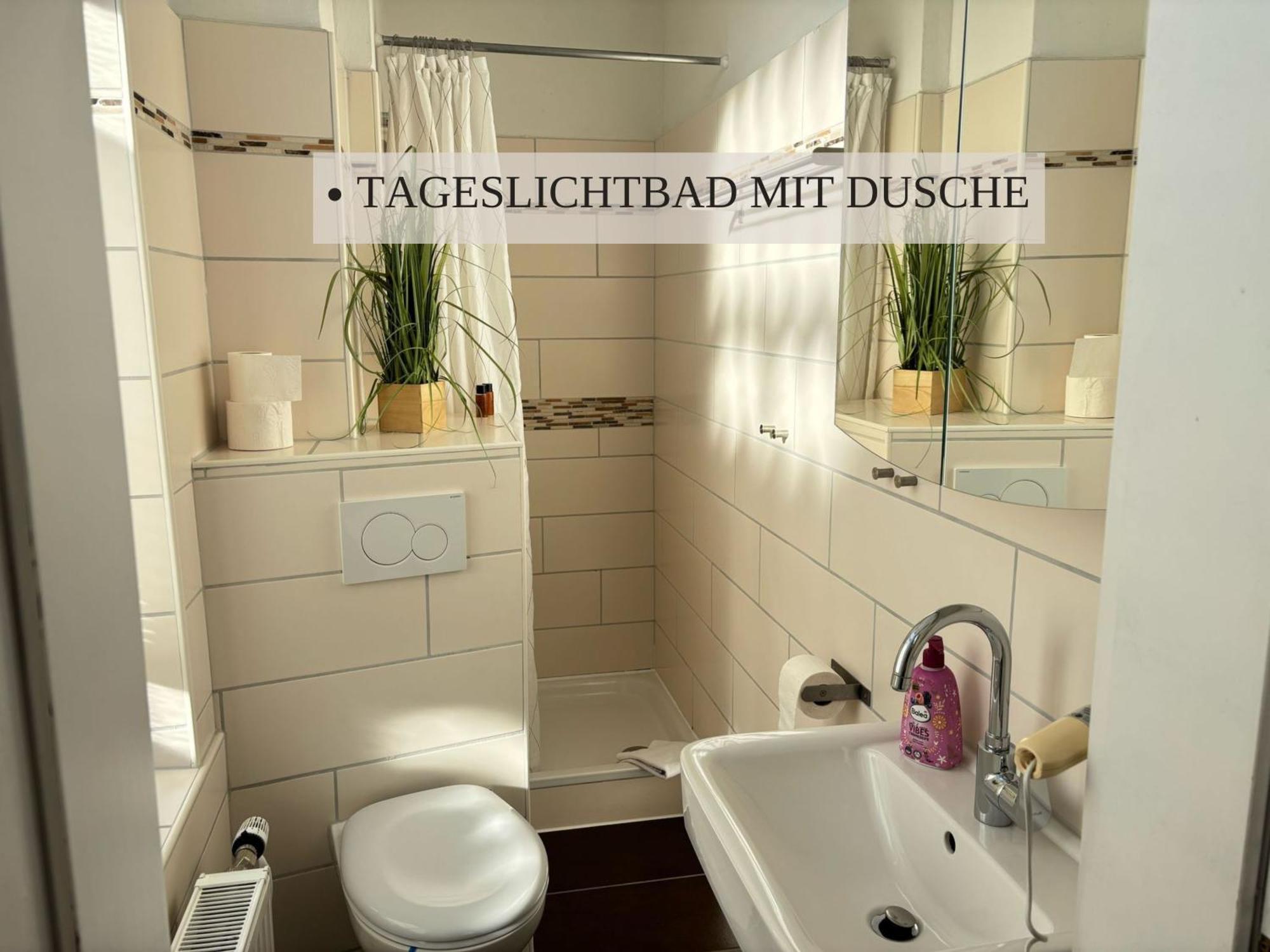 Haus Krabbe Apartments, Zentral Gelegen Im Idyllischen Nordseeort Zwischen Bremerhaven Und Cuxhaven, Hunde Kostenfrei Willkommen, Hauseigene Kostenfreie Parkplaetze Времен Екстер'єр фото